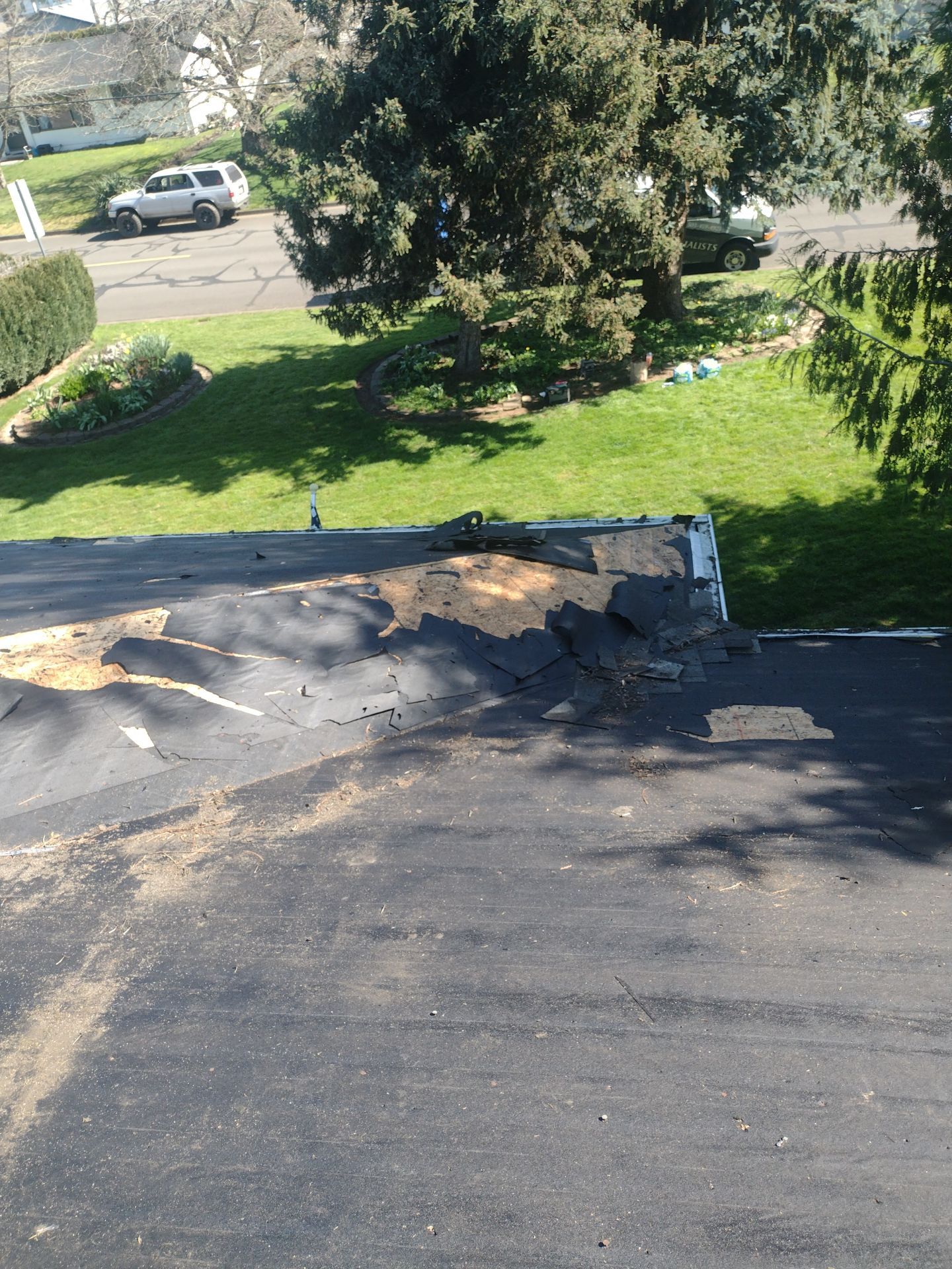 Residential Roofing Installation using IKO Dynasty (Color: Granite Black) by Orezona Building & Roofing Company, Inc.