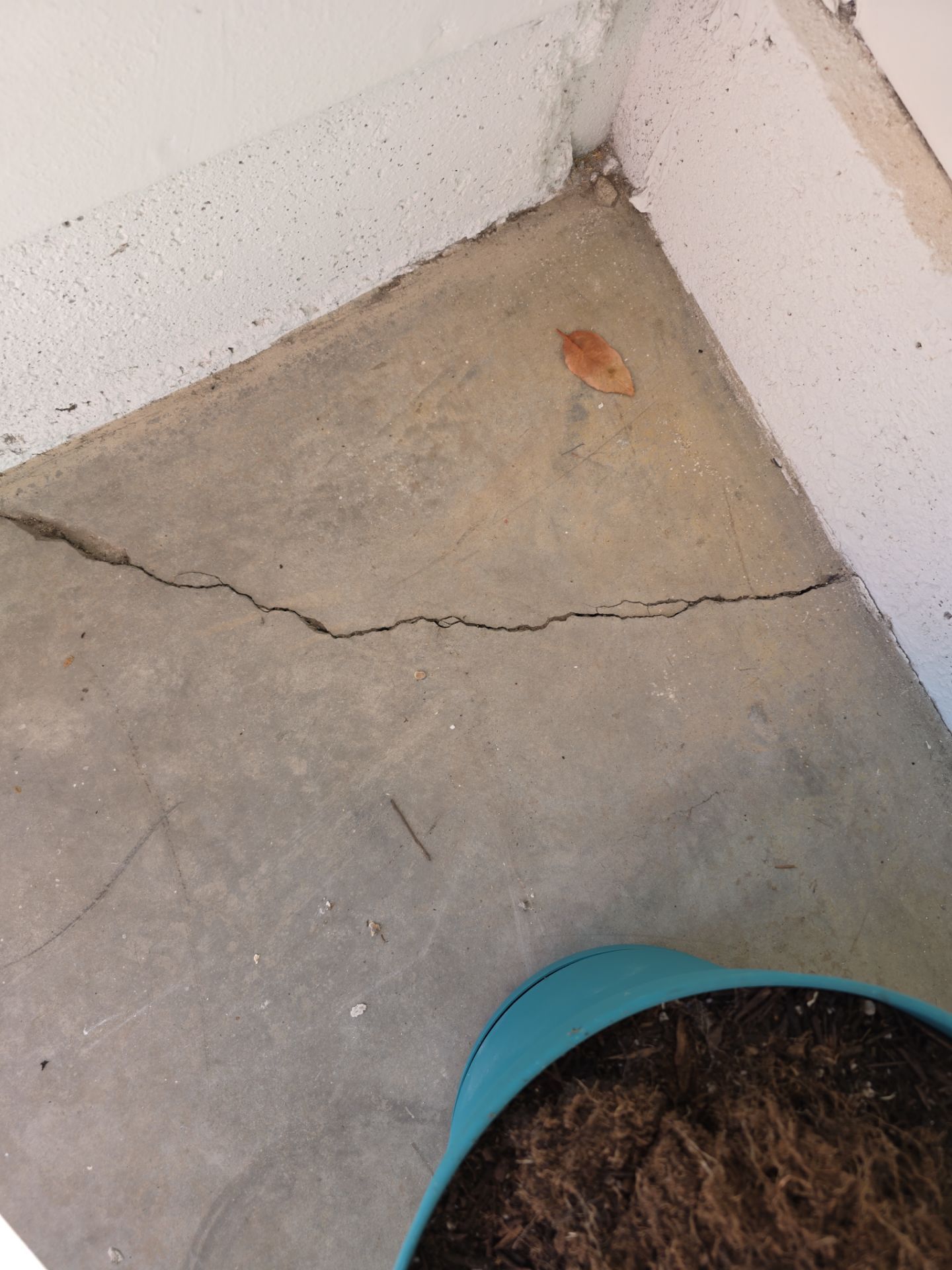 Morro Bay Garage Floor Transformation With Simiron Feather Gray Epoxy by MGP Coatings