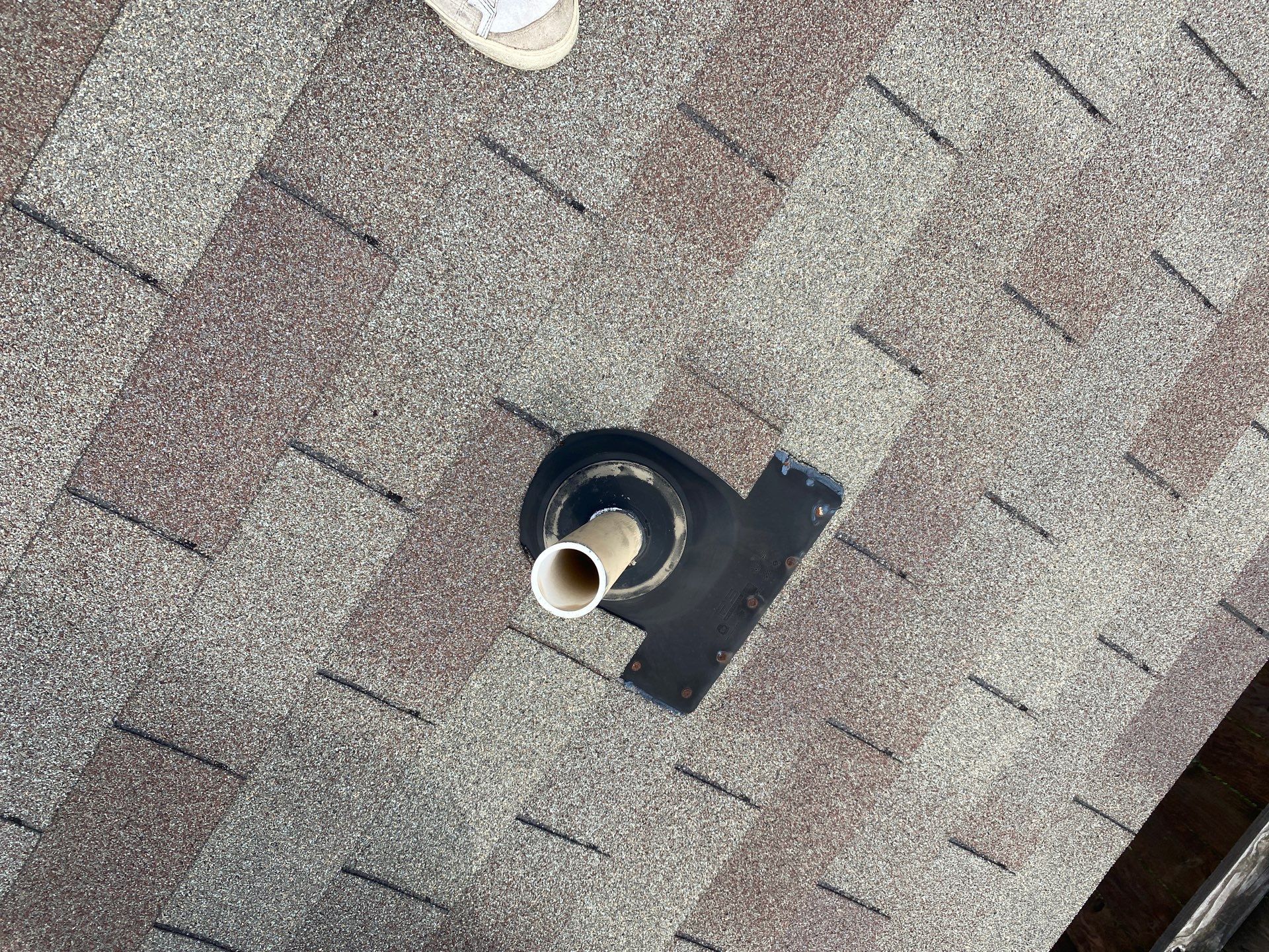 Hail Damage using Owen's Corning Duration (Lifetime) Shingles by Roof Repair Company
