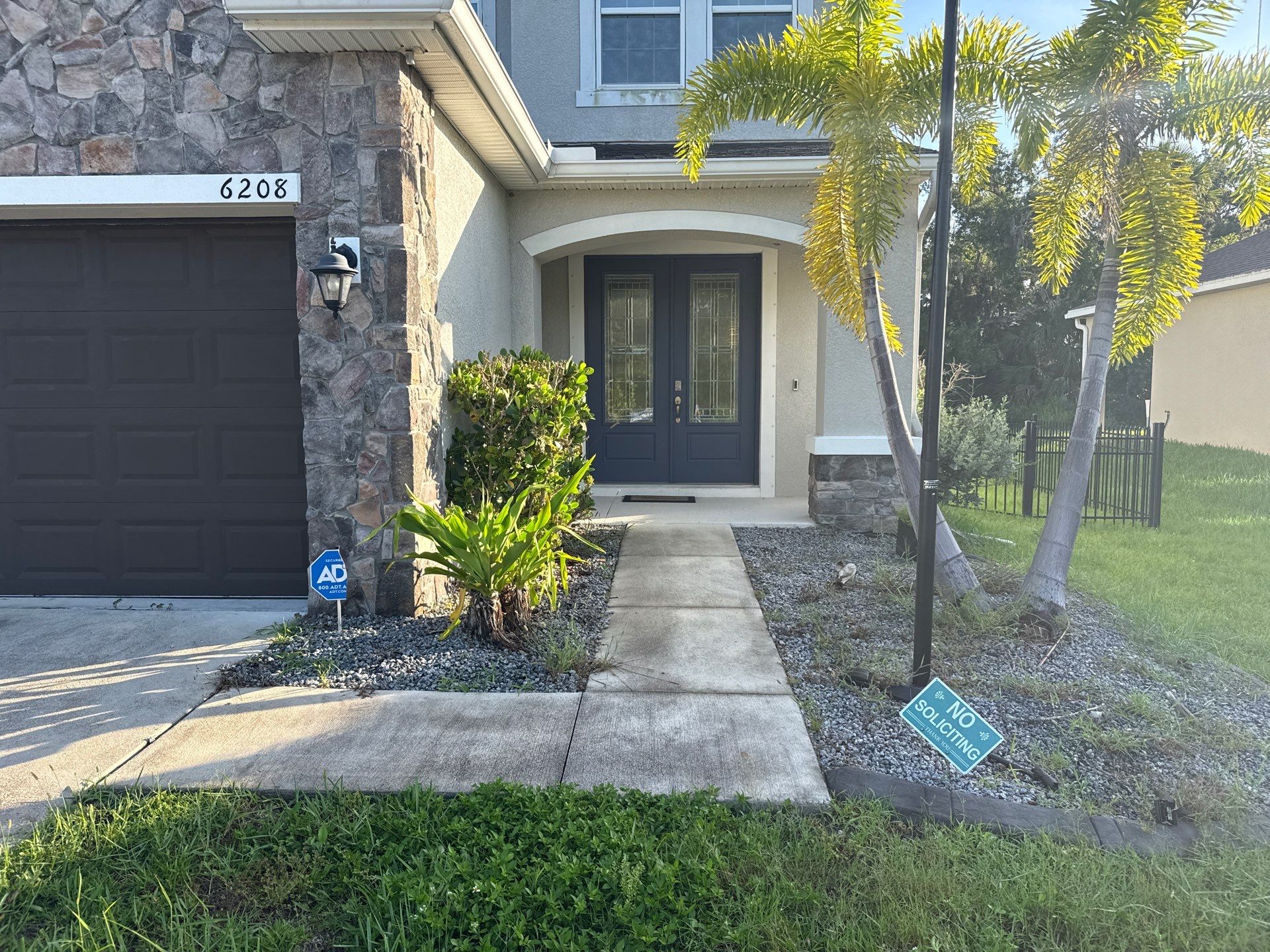 HOA-Required House Wash & Concrete Cleaning – Old Mill Preserve, Palmetto, FL by Sunshine AquaWash