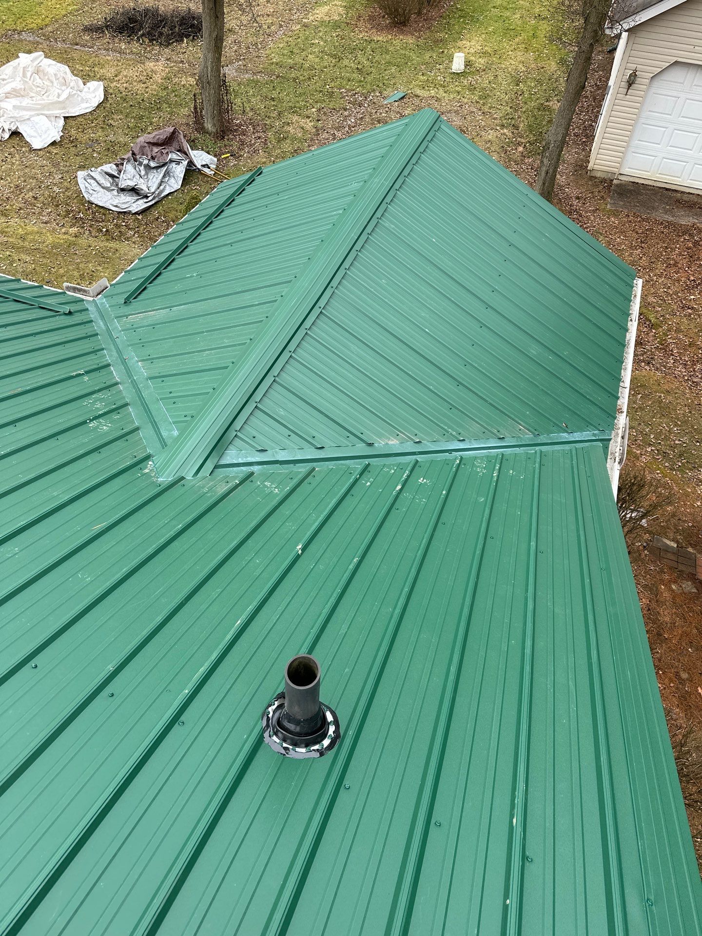 Alpha Rib, Color: Forest Green by Eagle Eye Roofing
