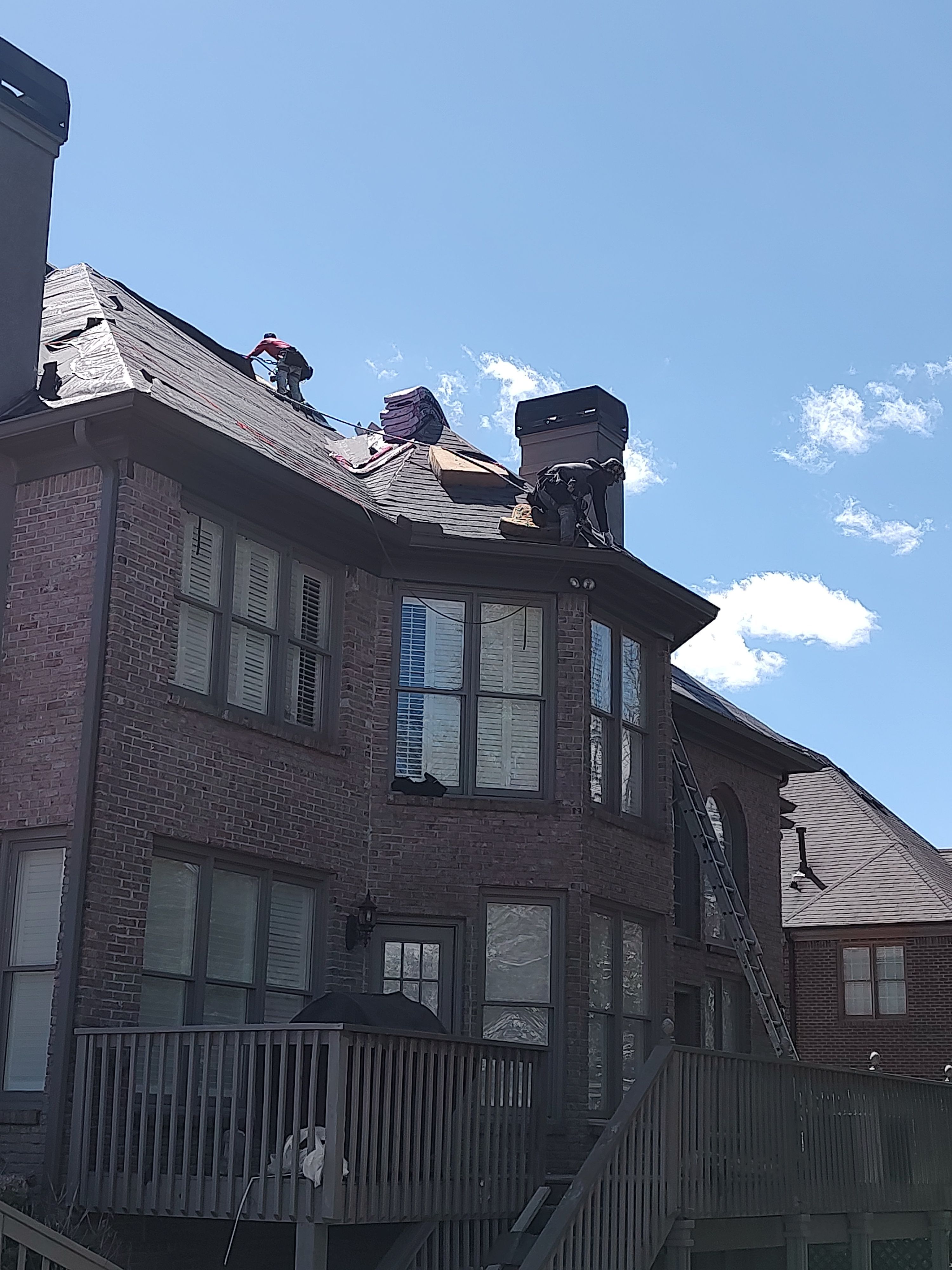 Top-Quality Williamsburg Gray Owens Corning Roof Installation in Roswell, Georgia by NBS Roofing by NBS Roofing, Inc.