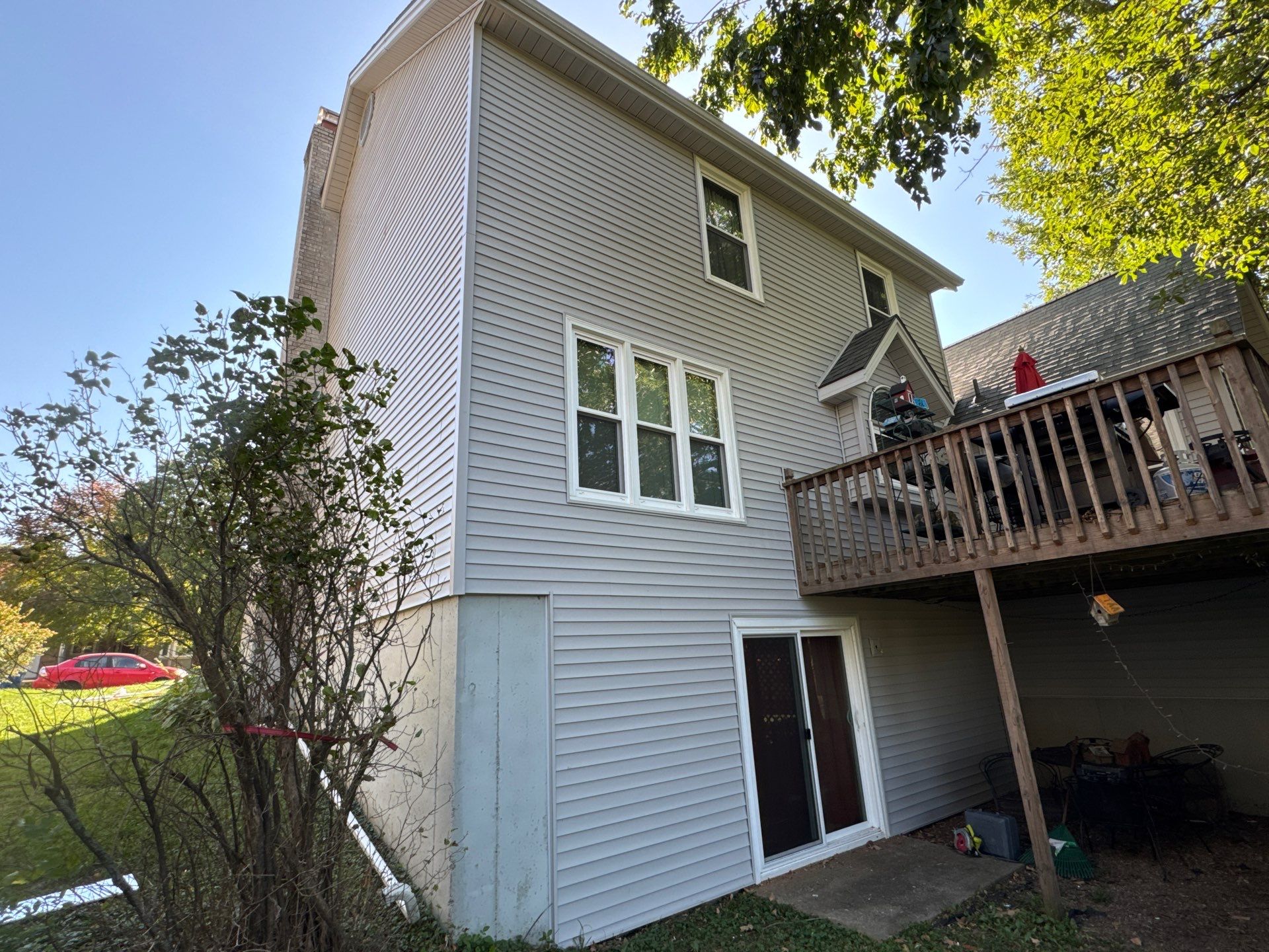 House needed this upgrade by EEC  Windows, Siding & Roofing 