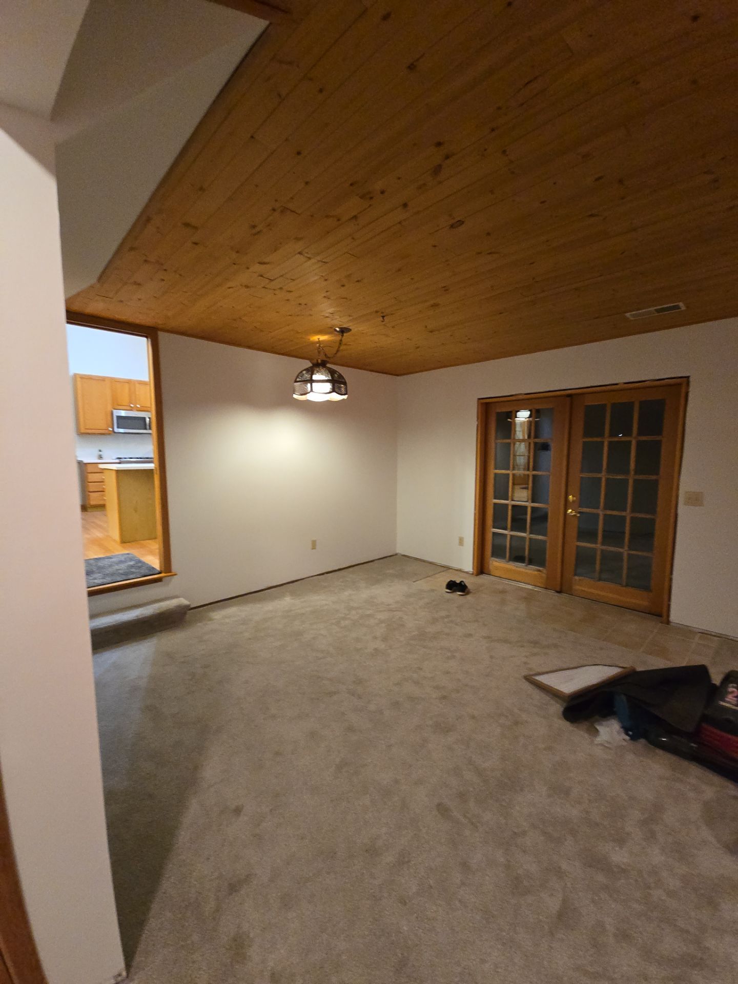 Tour the entire process of painting an interior by The Hillcrest Company 