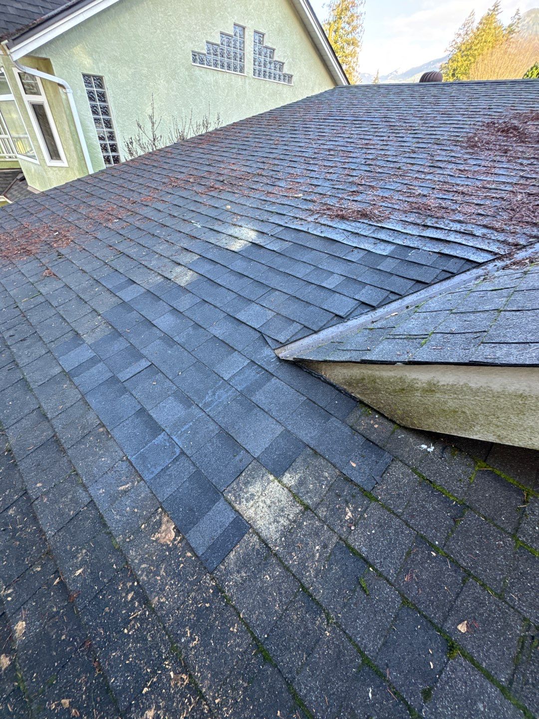 Residential Re-Roof using GAF Timberline HDZ Charcoal by Top Notch Roofing Inc