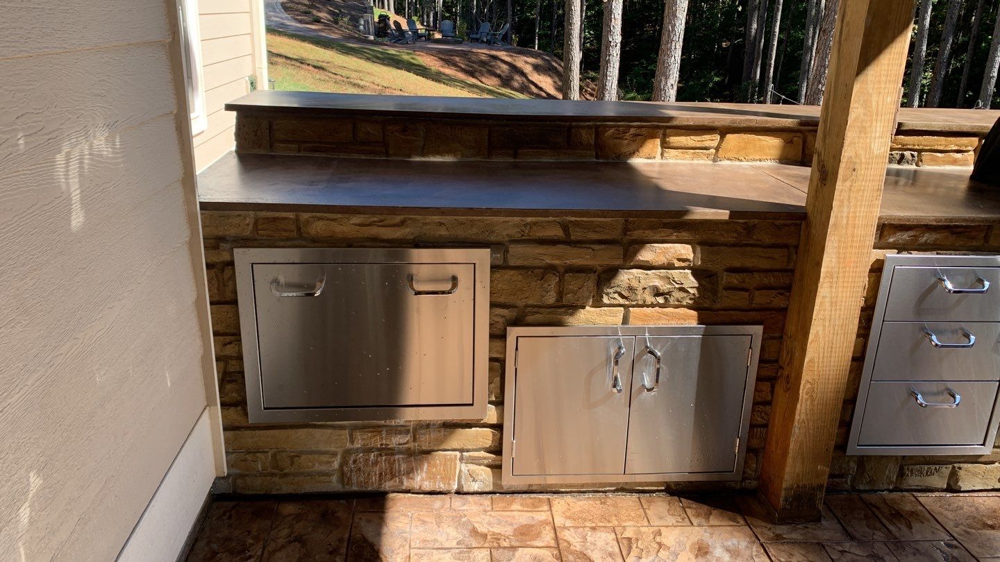 Outdoor Kitchen using Clifrock Panels by Xtreme Concrete Services