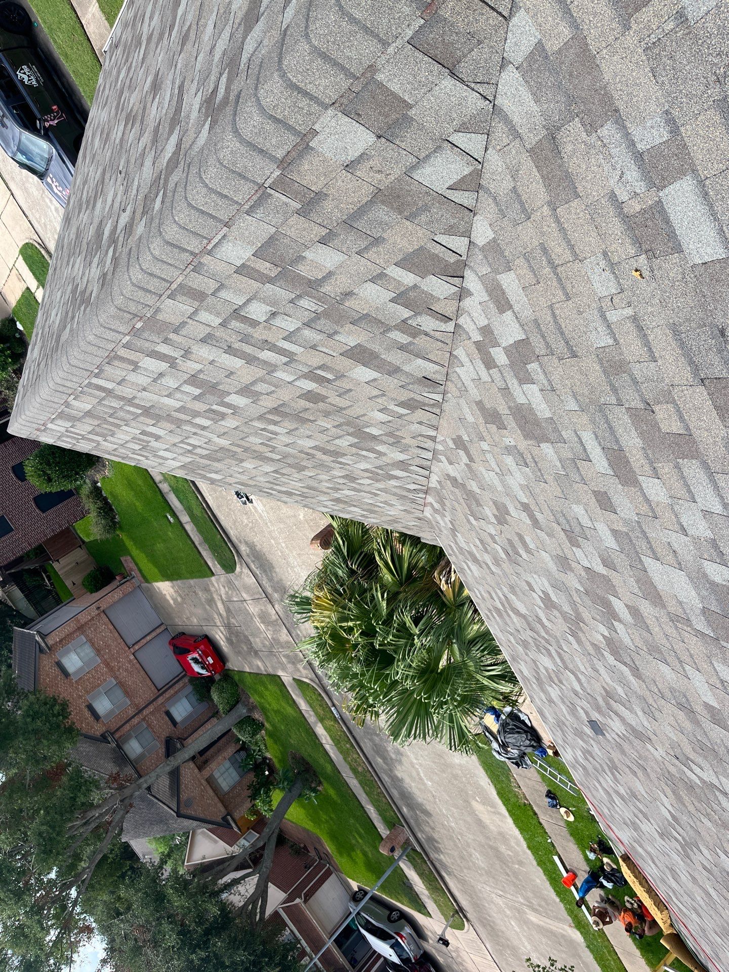 Residential Roofing Installation using Owen's Corning Duration (Lifetime) Shingles by Roof Repair Company