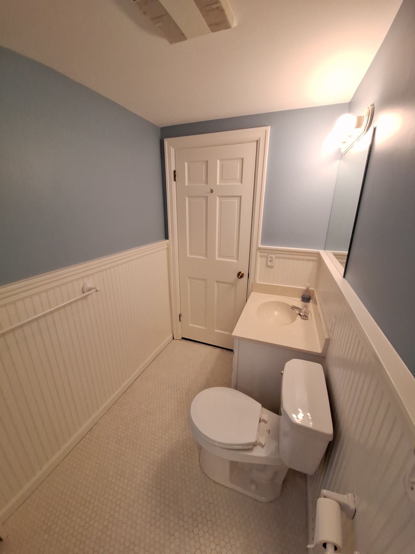 Comprehensive Interior Painting and Drywall Repairs for a North Muskegon Residence by Gordon Painting