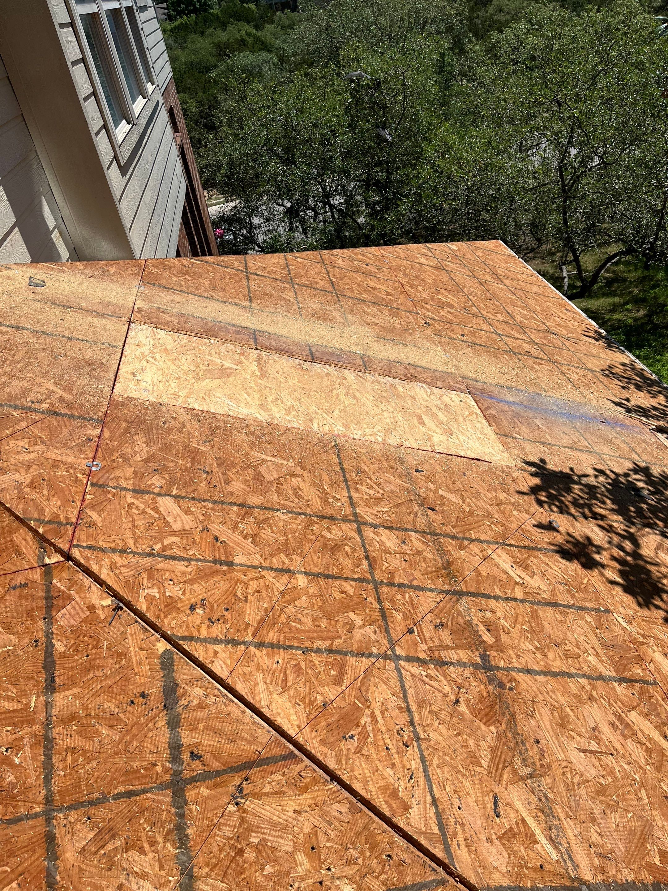 Residential Roof Replacement using Owens Corning 30 year Architectural Shingles by Premier Roofing and Contracting
