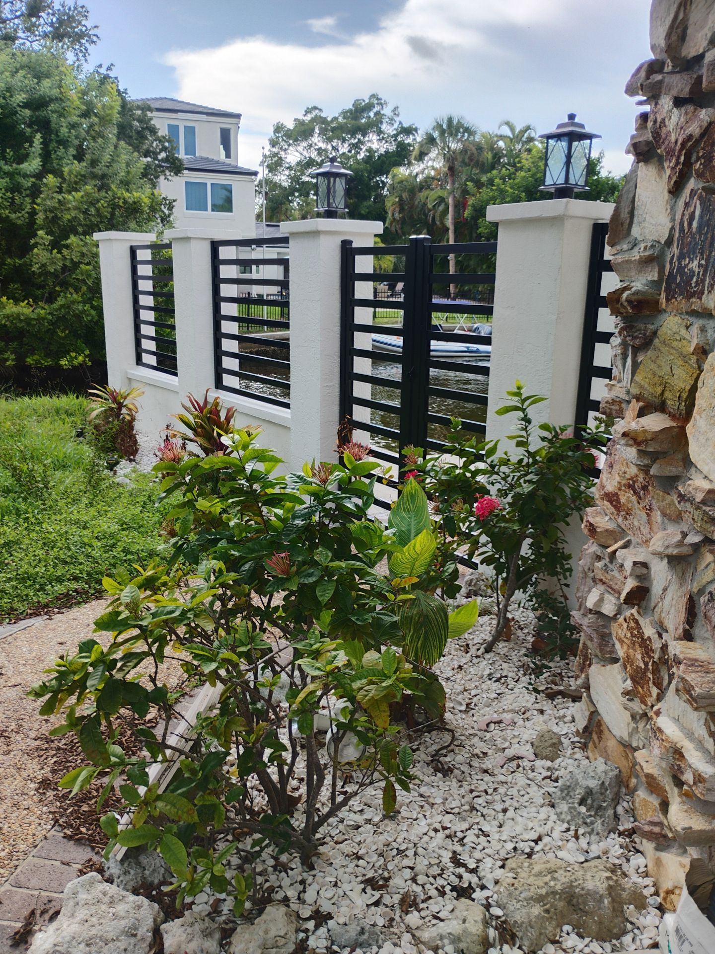 Custom Aluminum Horizontal Slat Fencing and Decorative Gates in Siesta Key by True Fence LLC