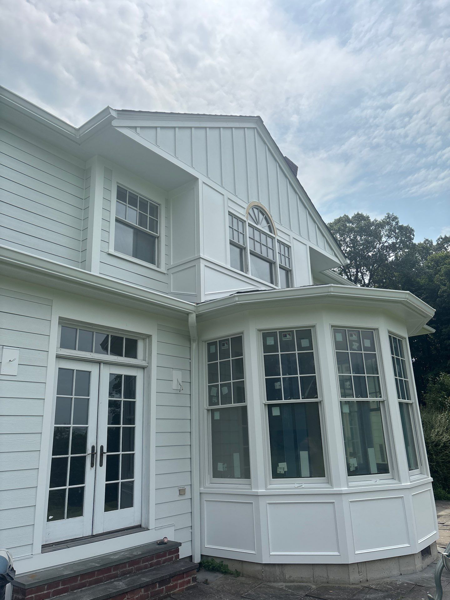 James Hardie Lap and Board & Batten Colonial in Briarcliff Manor, NY by Ideal Siding - Westchester