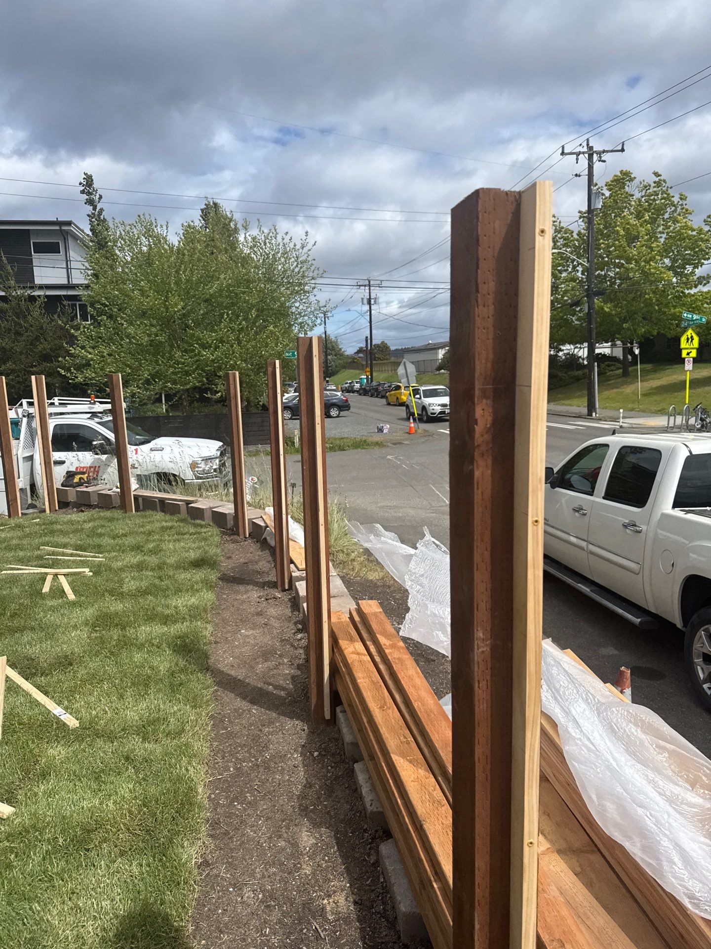 Retaining Wall & Fence Installation  by Jireh Asphalt & Concrete Inc 