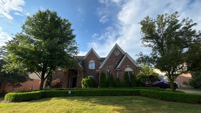 Roof Replacement using Owens Corning Onyx Black