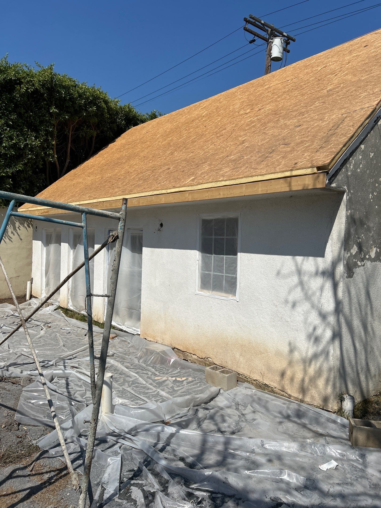 Stucco Dustless Sandblasting In Los Angeles, CA by La Power Washing Inc