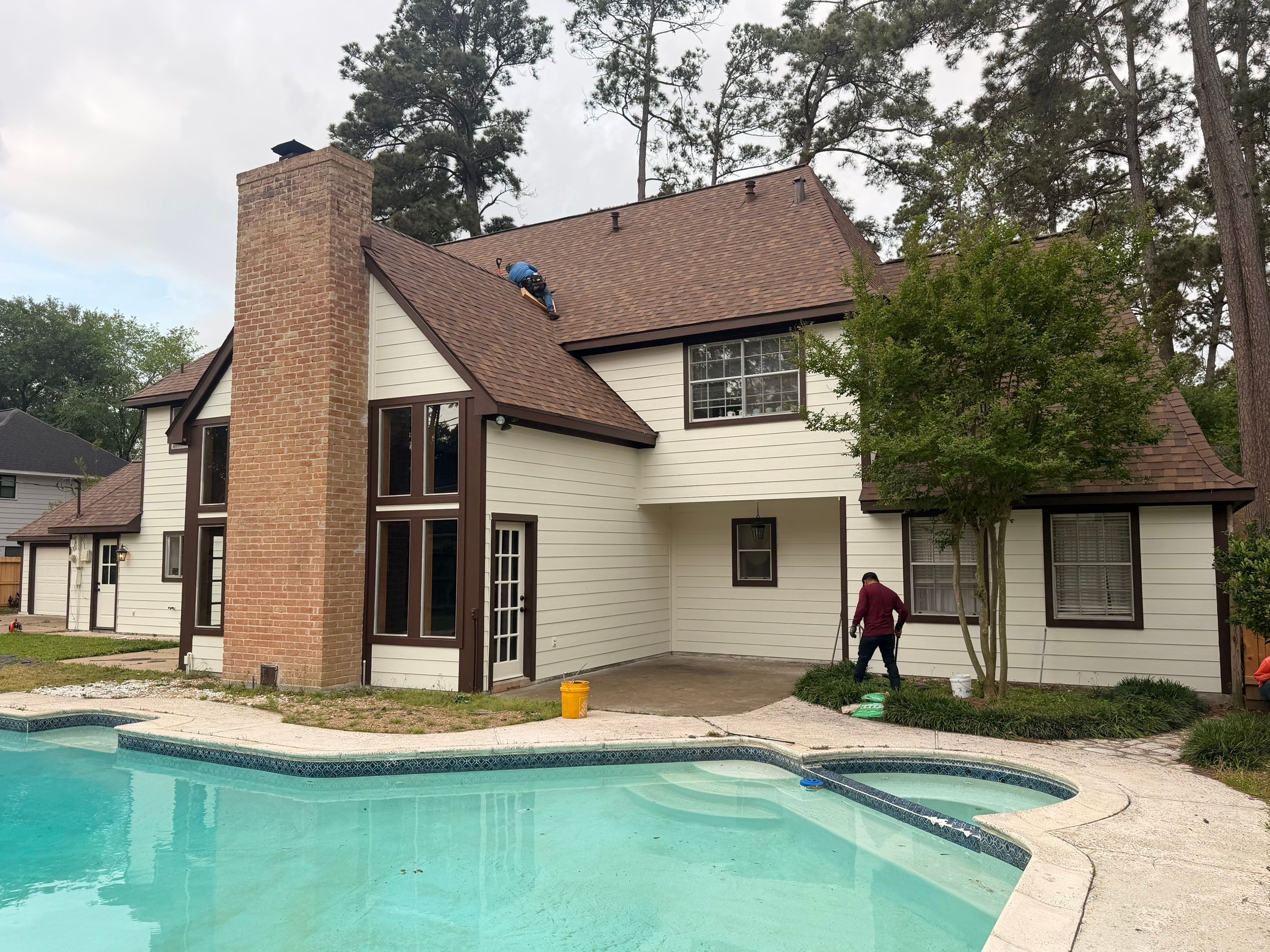Roof and Siding Replacement by Houston Roofing & Construction