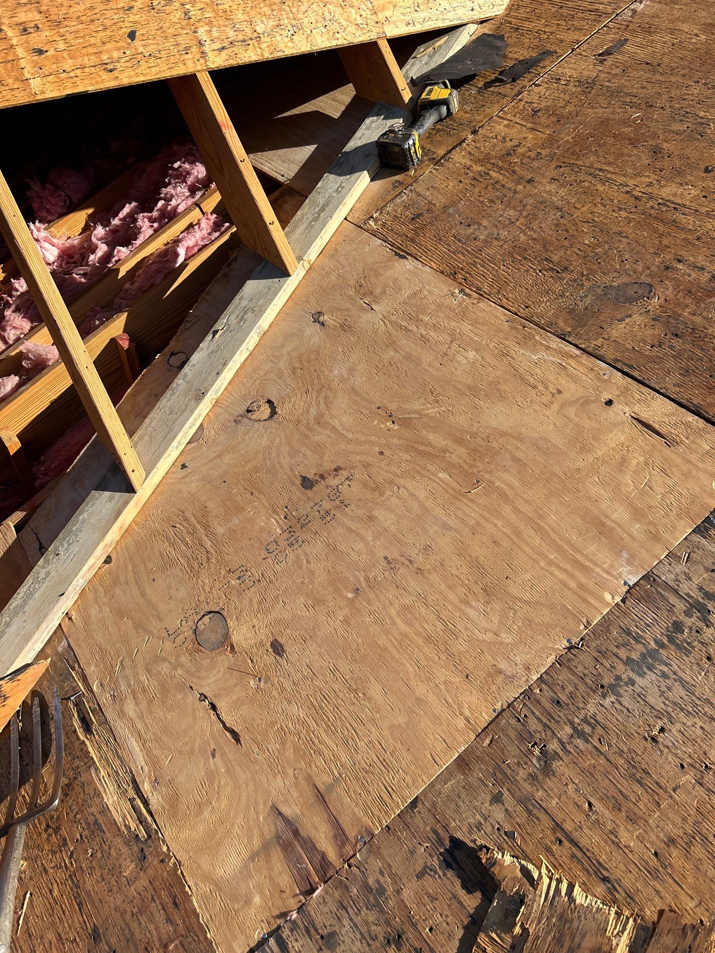Roof Replacement Lake Jackson by Roof Repair Services LLC