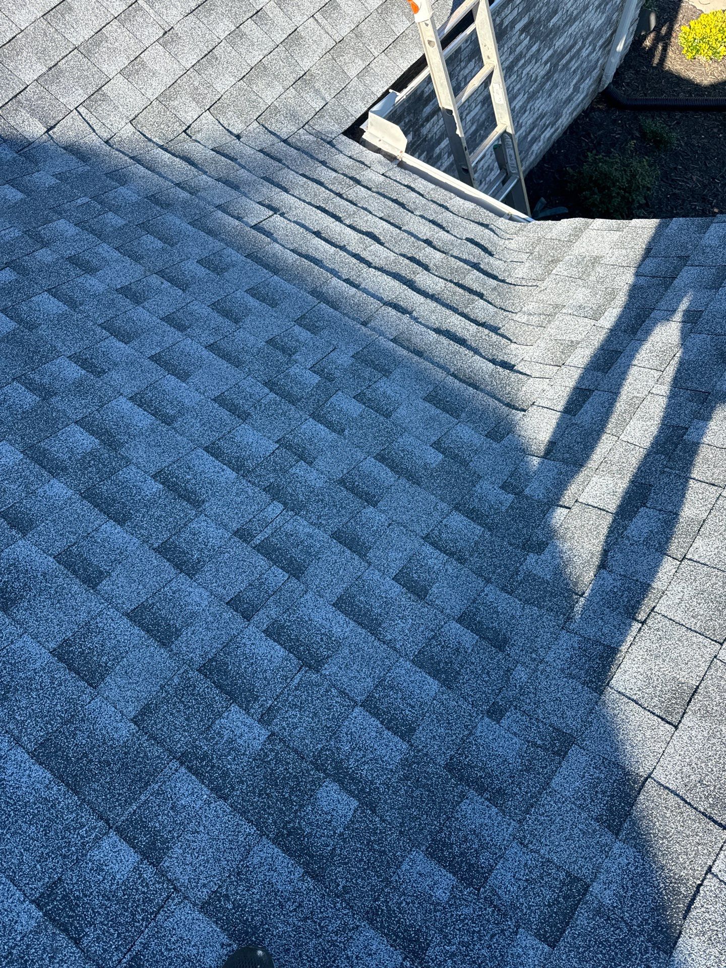 GAF HDZ - Oyster Grey by Linta Roofing