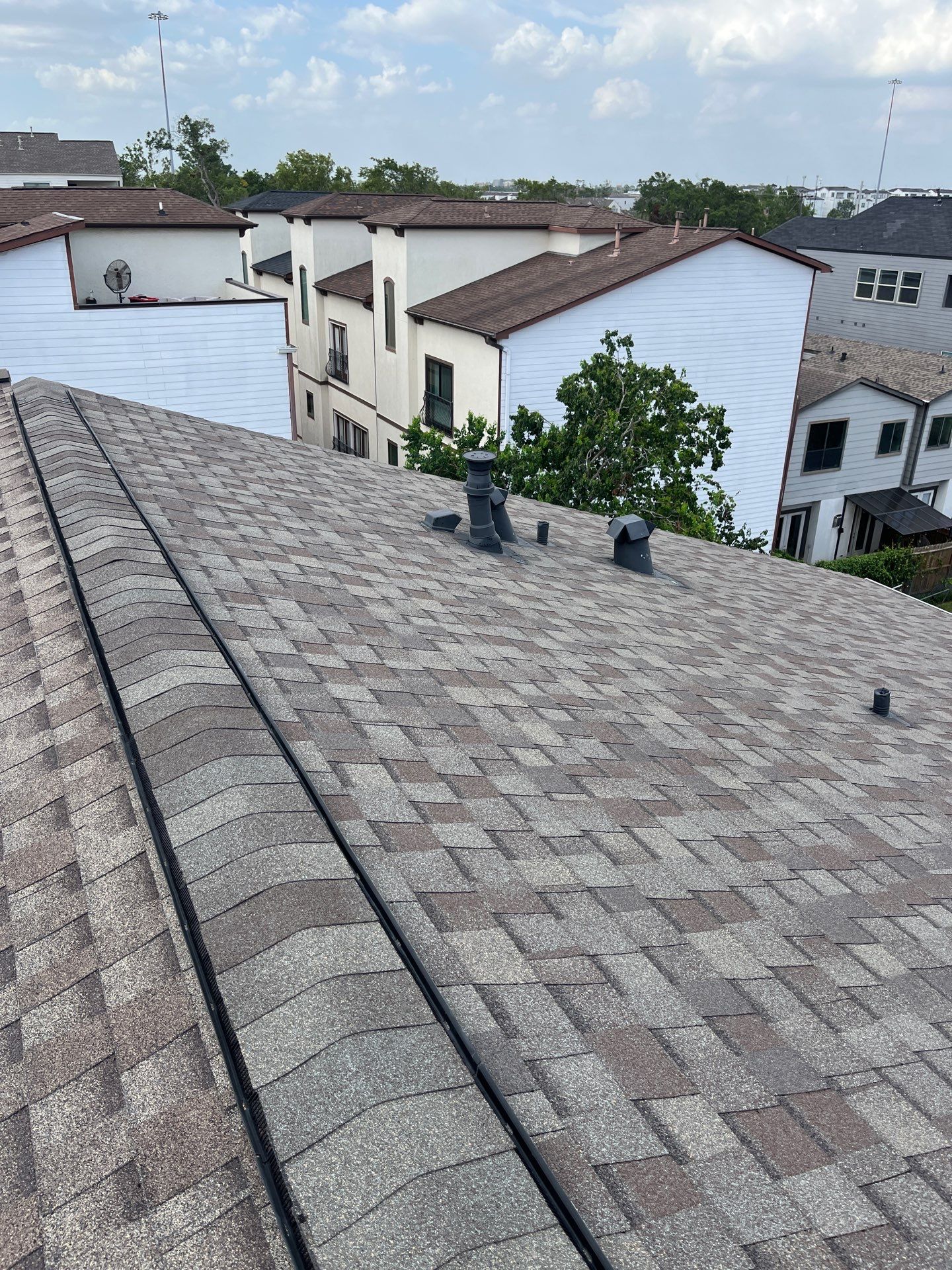Hail Damage using Owen's Corning Duration (Lifetime) Shingles by Roof Repair Company