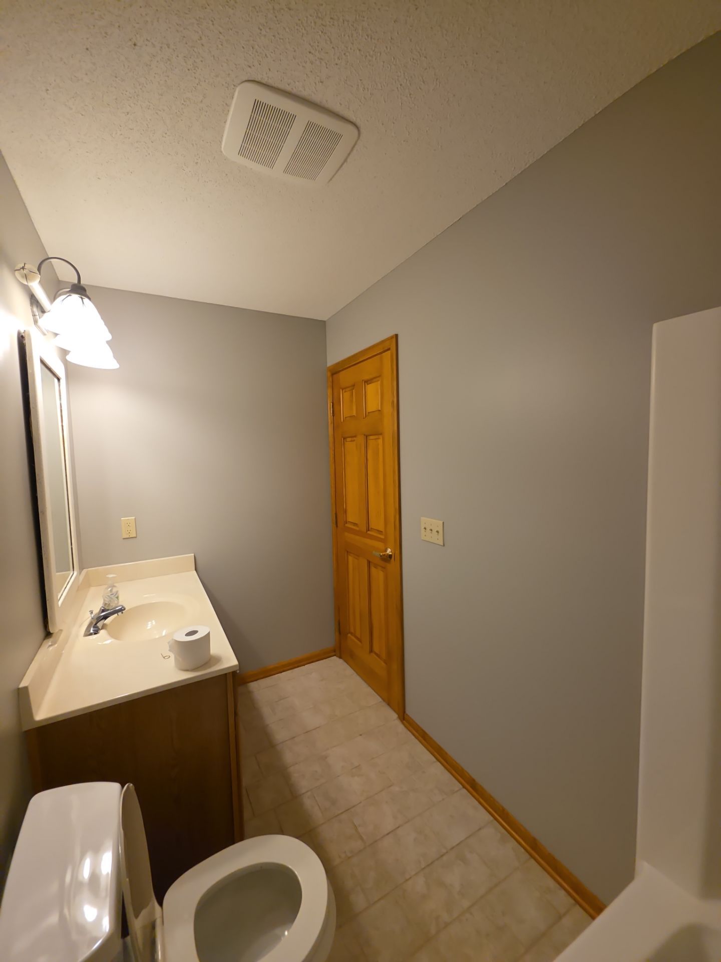 Comprehensive Interior Repaint and Drywall Repair in Muskegon, Michigan by Gordon Painting