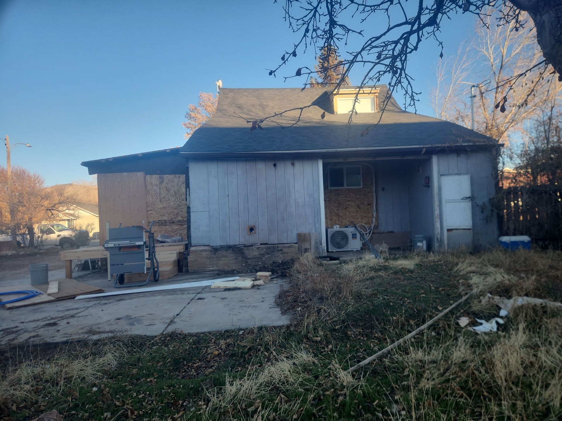 800 West  by Unified Roofing
