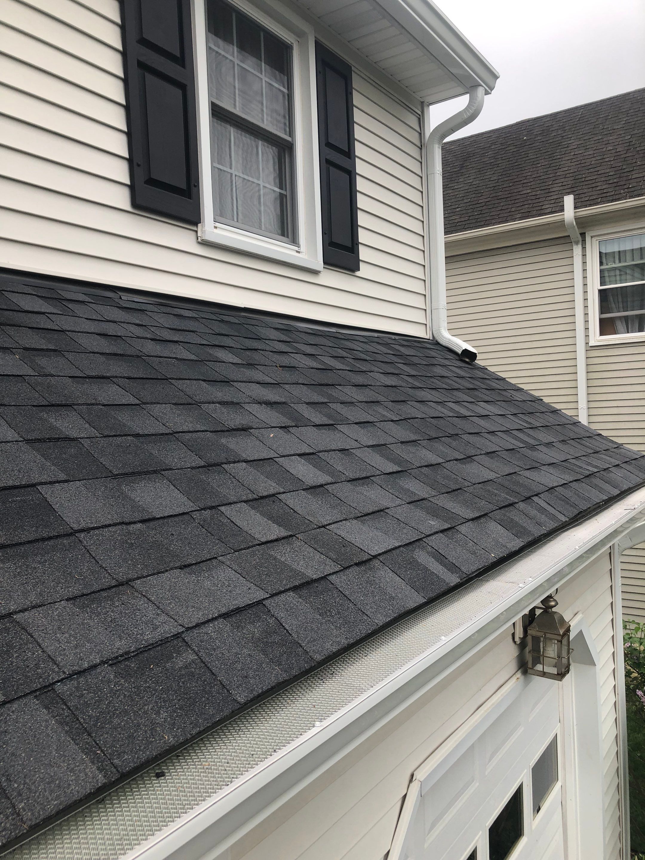 Vienna: CertainTeed Landmark Pro Designer Shingles in Max Def Moire Black by RM Banning, Inc.