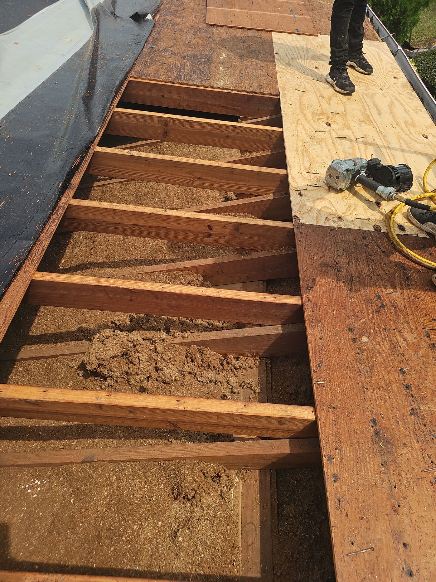 Project in St. Petersburg 33705 by Mitchell Roofing Company LLC 