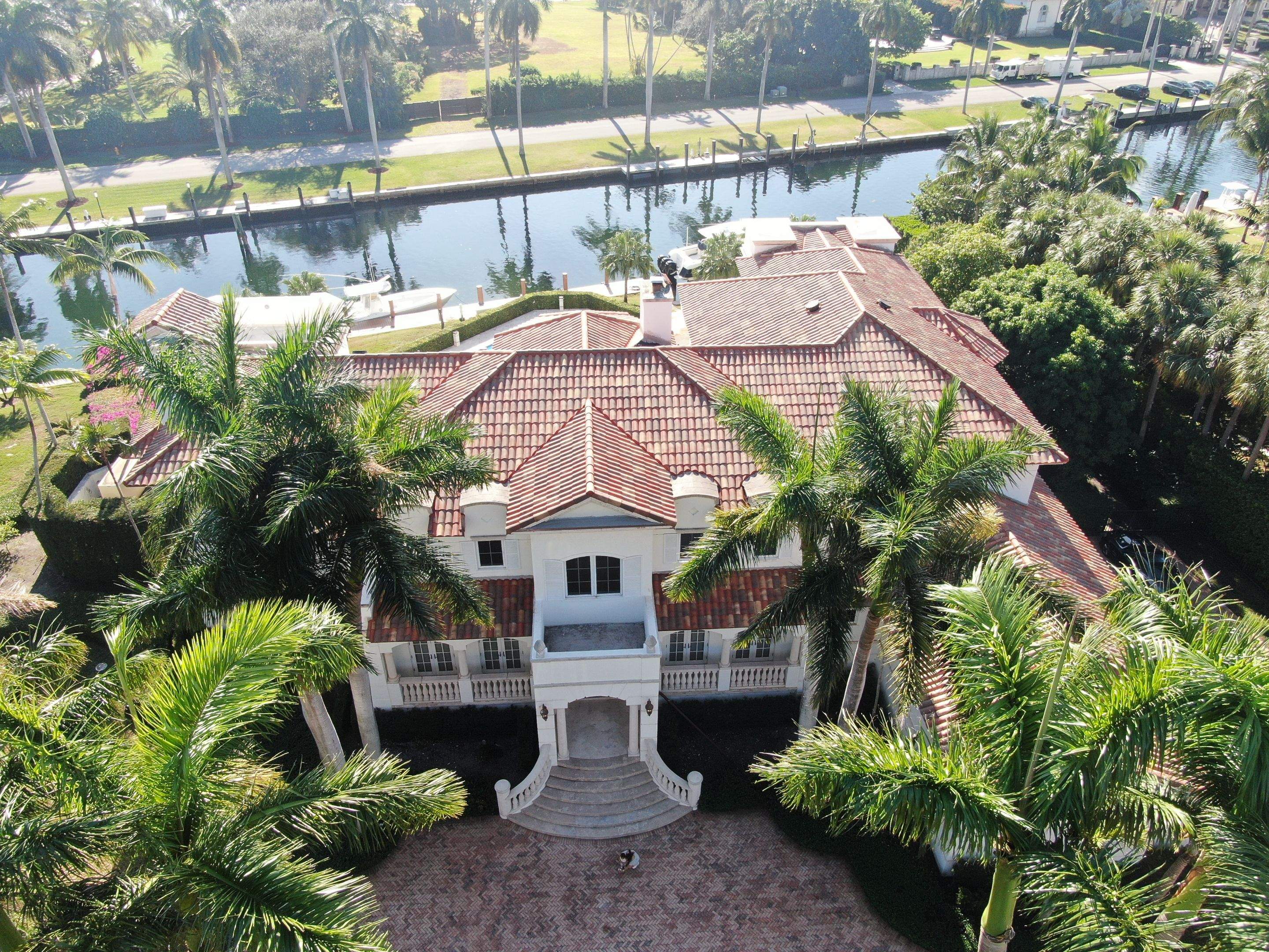 Verea - Spanish S - Jacobea by Istueta Roofing