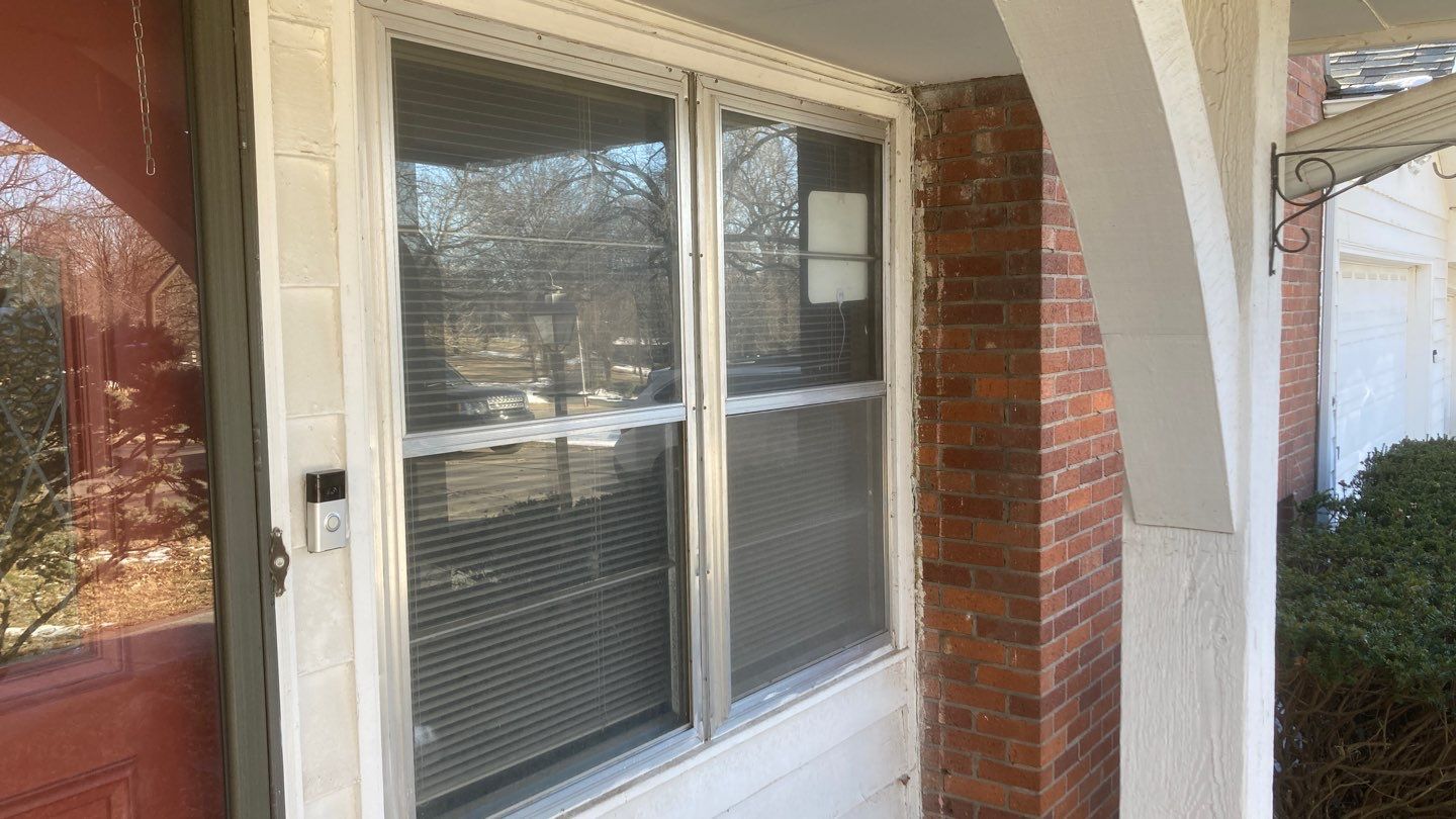 Window Installation using Heartland Elite by EEC  Windows, Siding & Roofing 