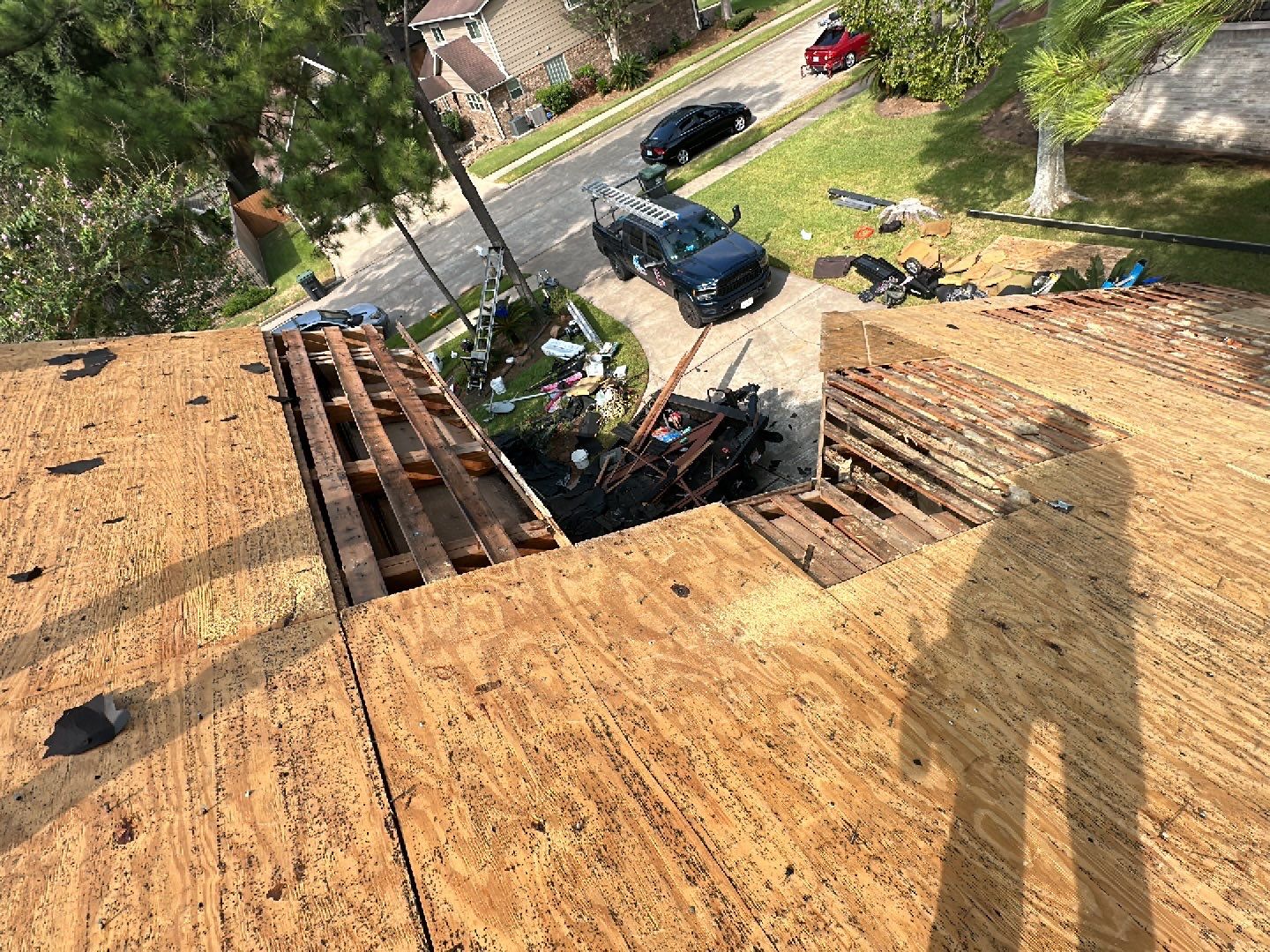 Residential Roofing Installation using Owen's Corning Duration (Lifetime) Shingles by Roof Repair Company
