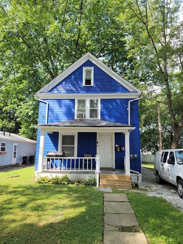 ATLAS PINNACLE COLOR: SCOTCHGARD BLACK DRIP EDGE: WHITE by Eagle Eye Roofing