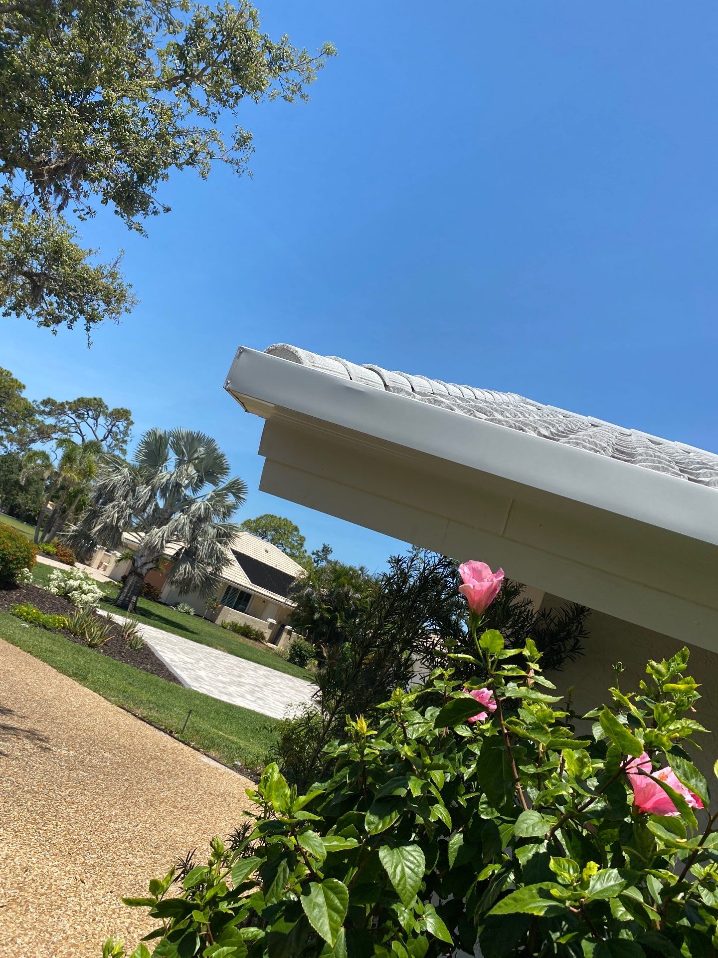 7-Inch Seamless Gutters Upgrade in Osprey FL by Gutter Professors