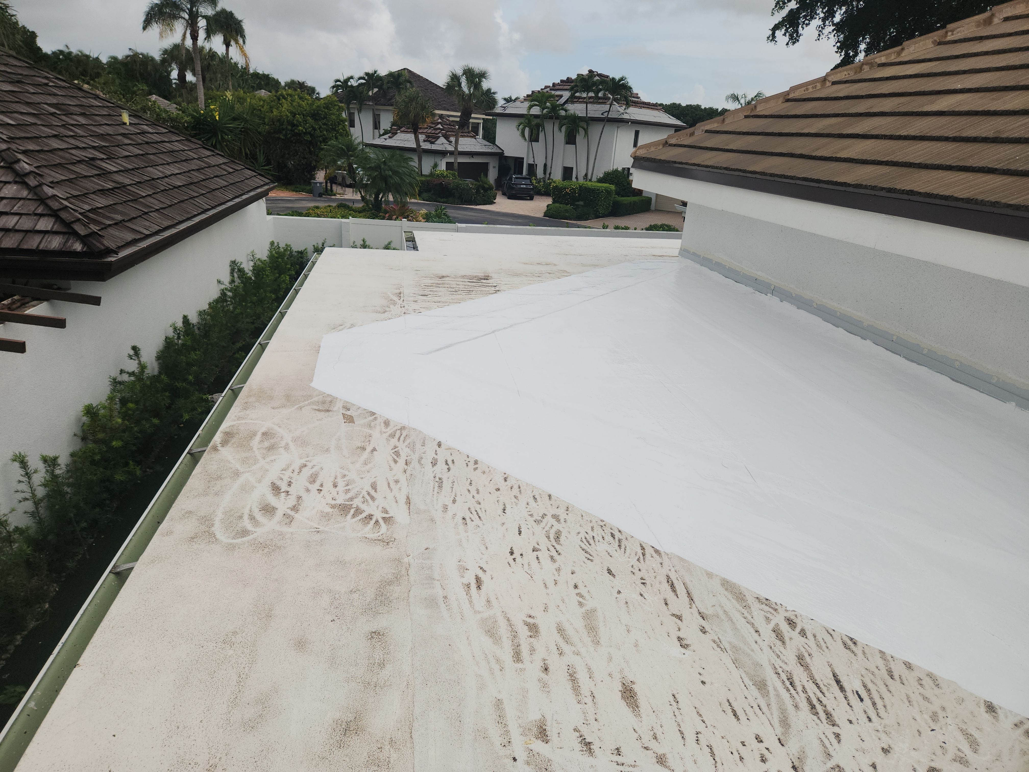 Flat Roof Restoration and Silicone Coating in Boca Raton by Aastro Roofing