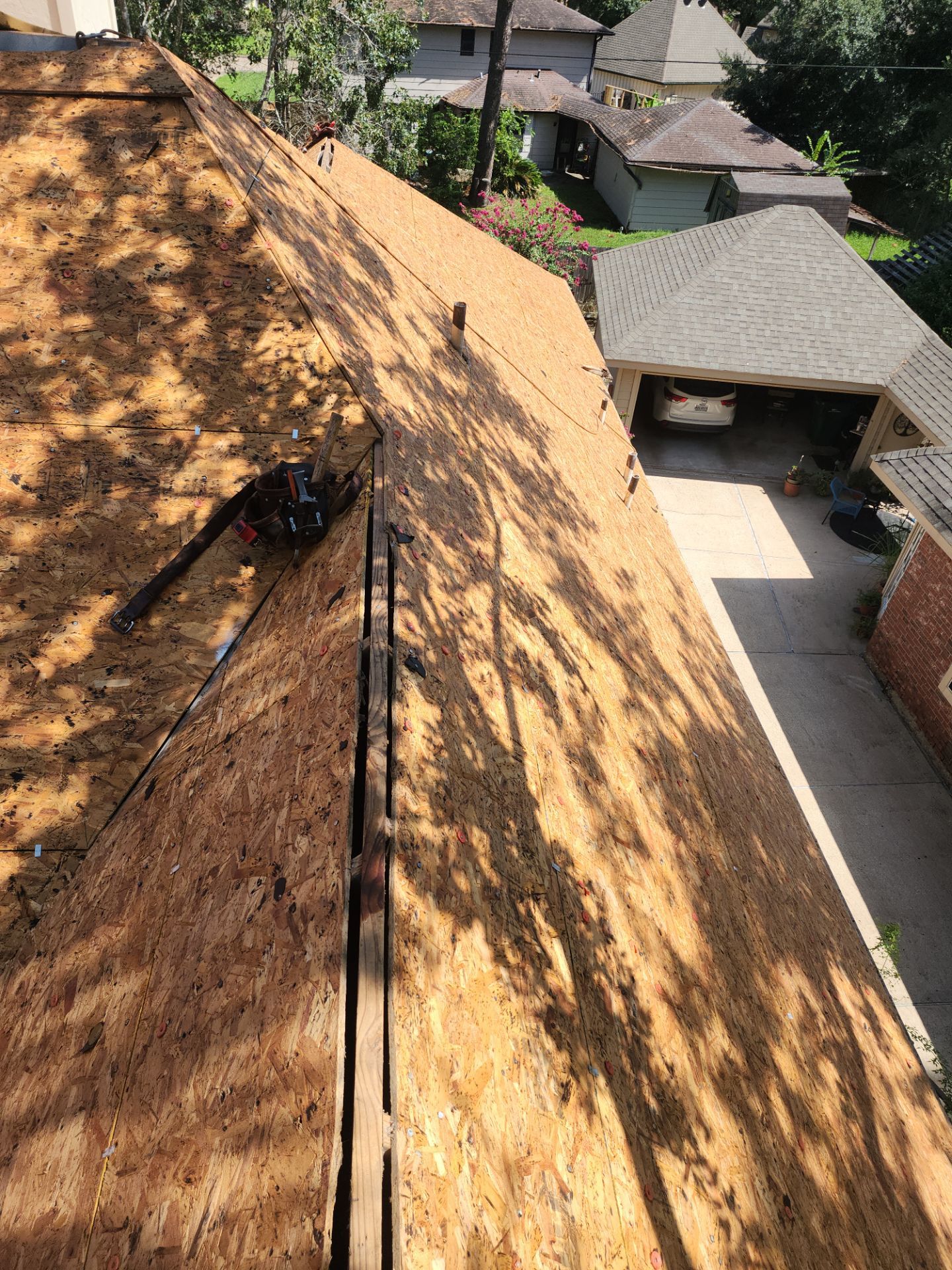 Residential Roofing Installation using Owen's Corning Duration (Lifetime) Shingles by Roof Repair Company