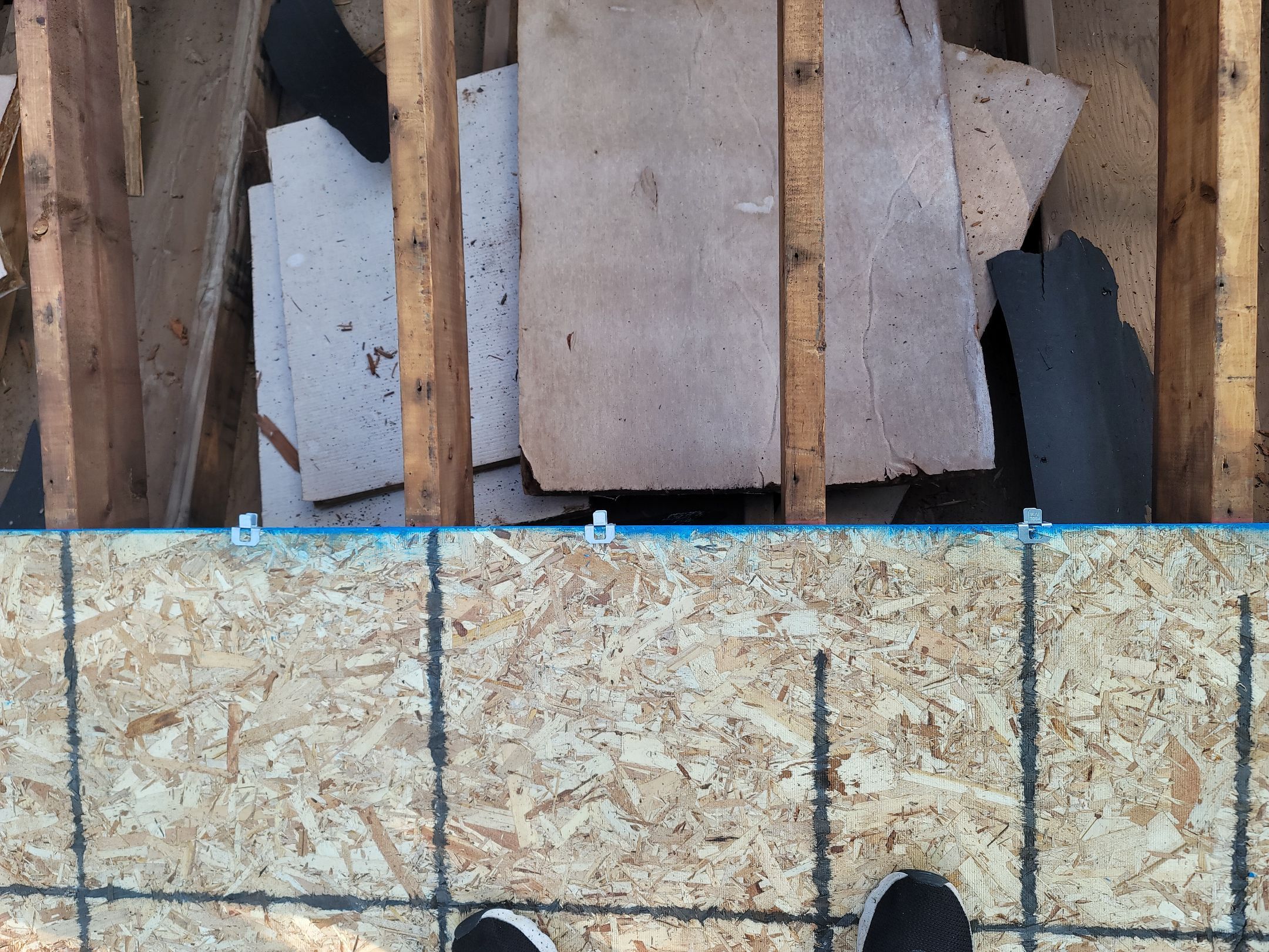 OWENS CORNING COLOR: Onyx Black by Eagle Eye Roofing