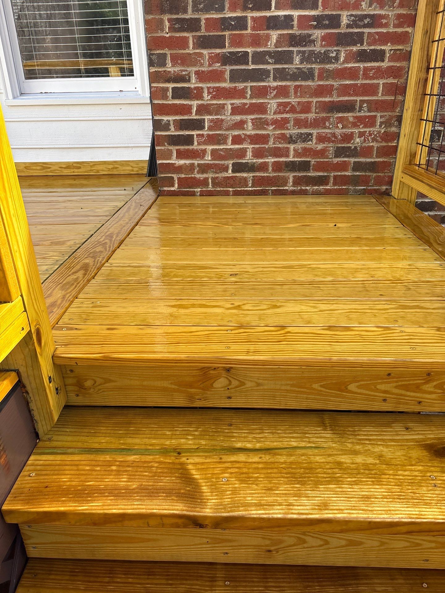Deck using Wood Sealant by DuraSeal