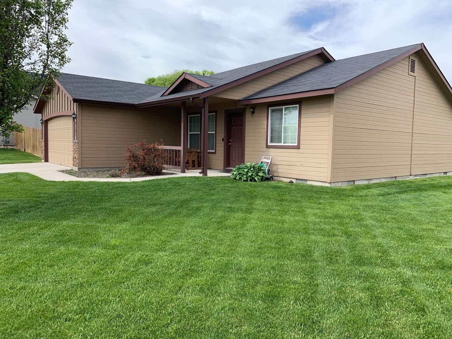 Red Delicious Ave, Kuna ID Residential Roofing Installation using Owens Corning by ID Roofing LLC