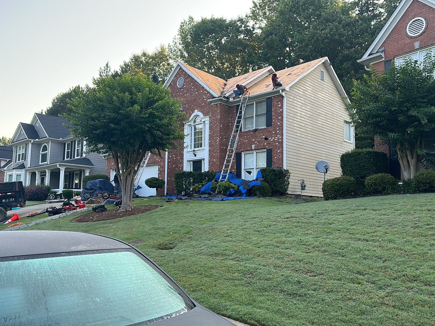 Ownes Corning Duration AR Onyx Black by NBS Roofing, Inc.