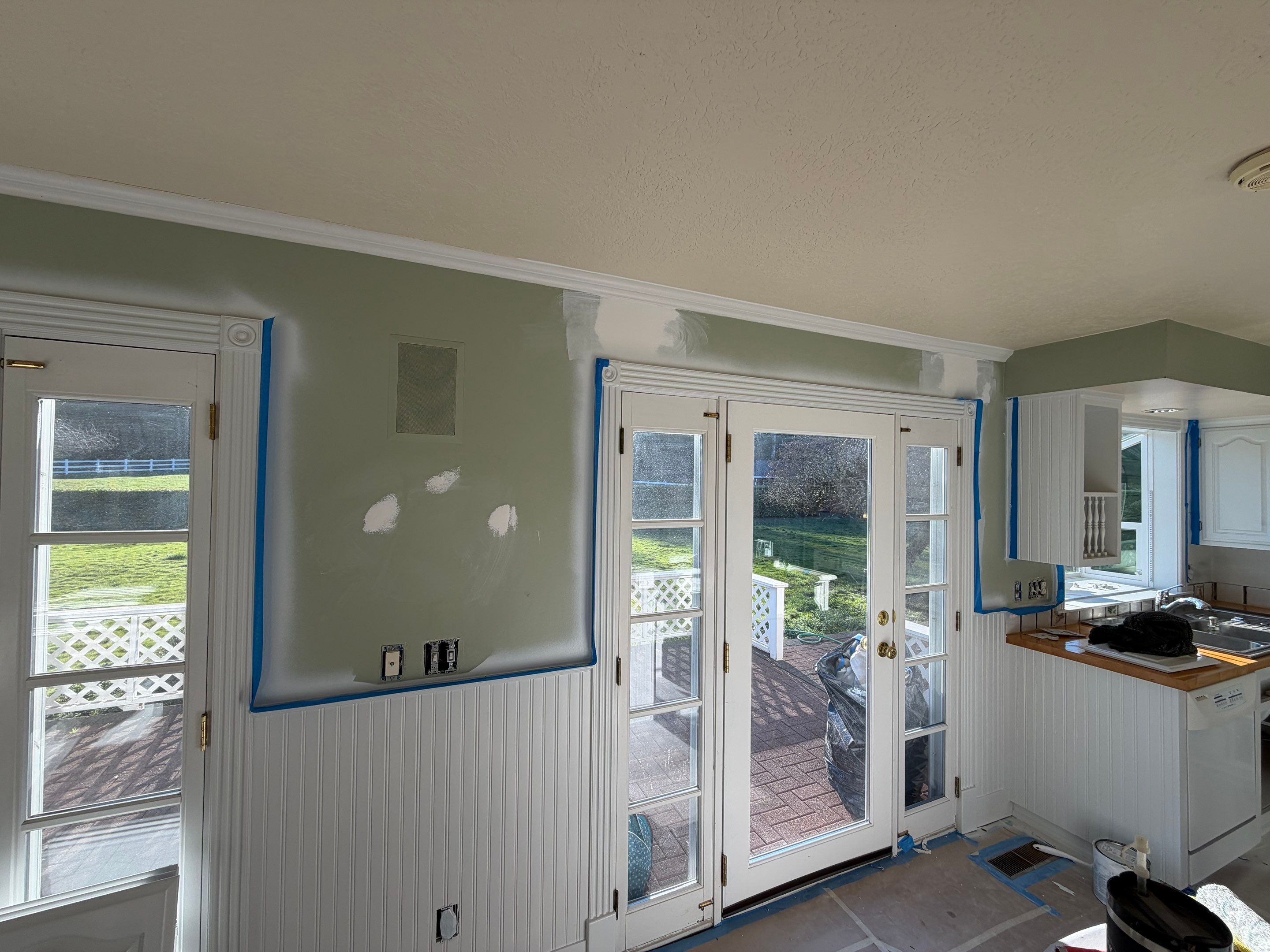 Kitchen Cabinets Painting by Handyman State LLC