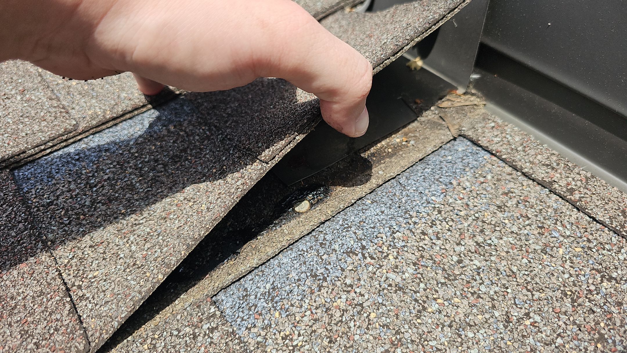 ATLAS PINNACLE COLOR: WEATHERED SHADOW by Eagle Eye Roofing