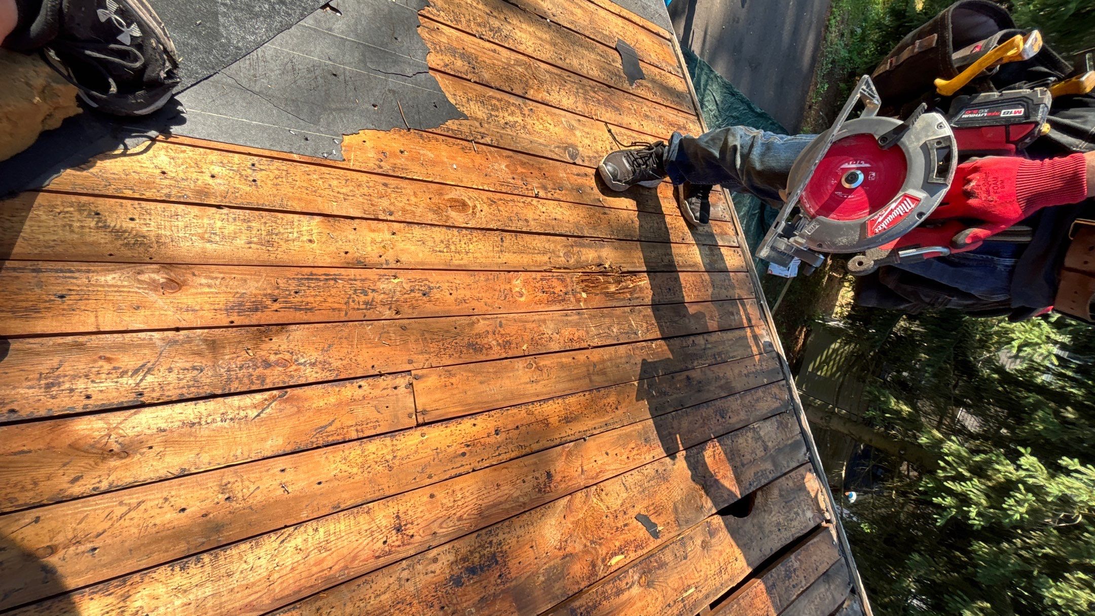 Roof Replacement using Owens Corning Peppercorn by 180 Contractors