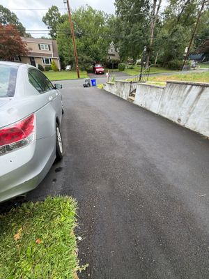 Gutter Cleaning in Oakland, NJ — Gallo Bros job photo