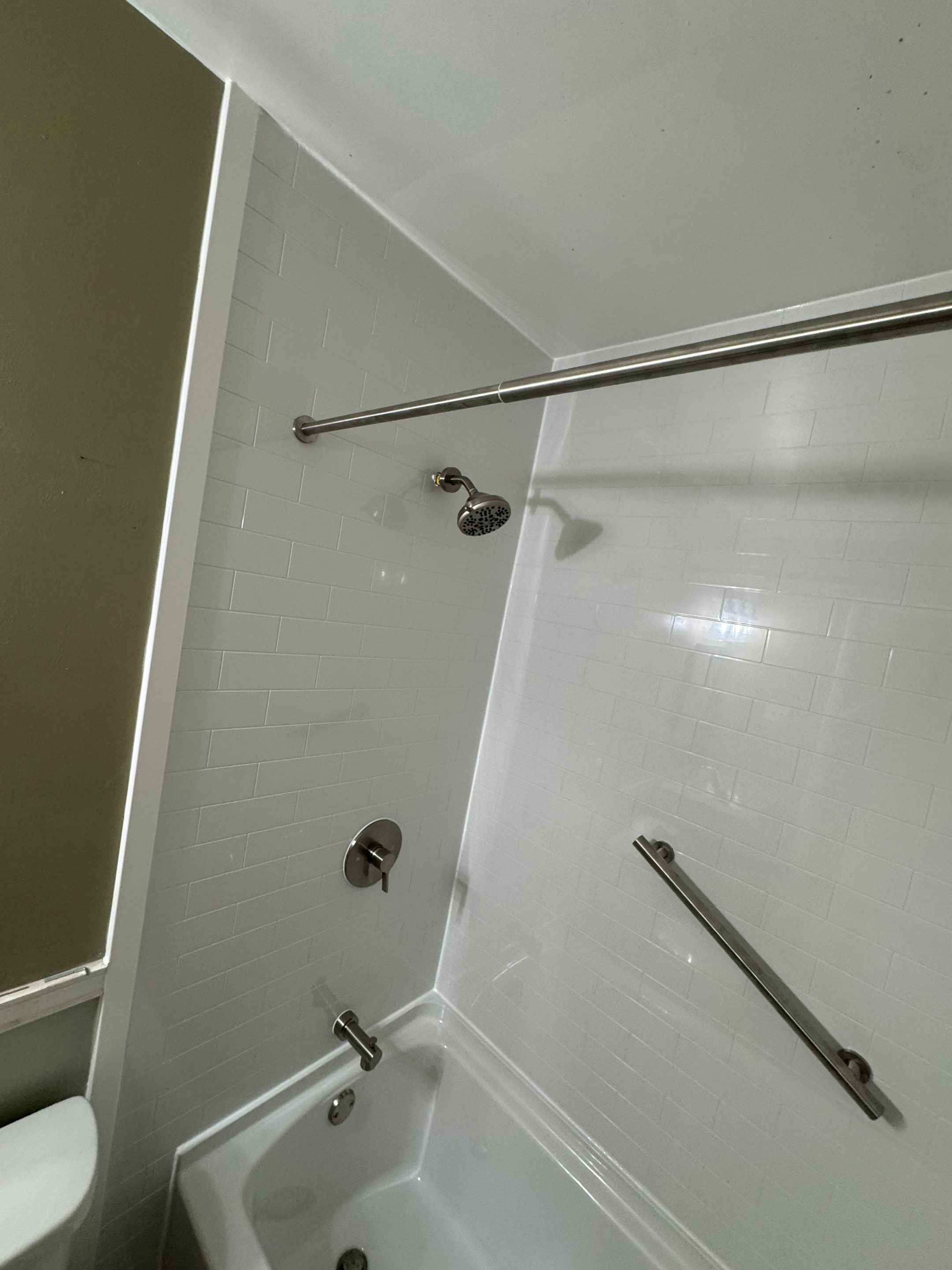 Tub replacement by Window Depot of Annapolis