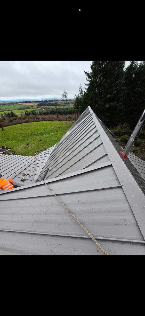 Light Stone Standing Seam by Reimagine Roofing