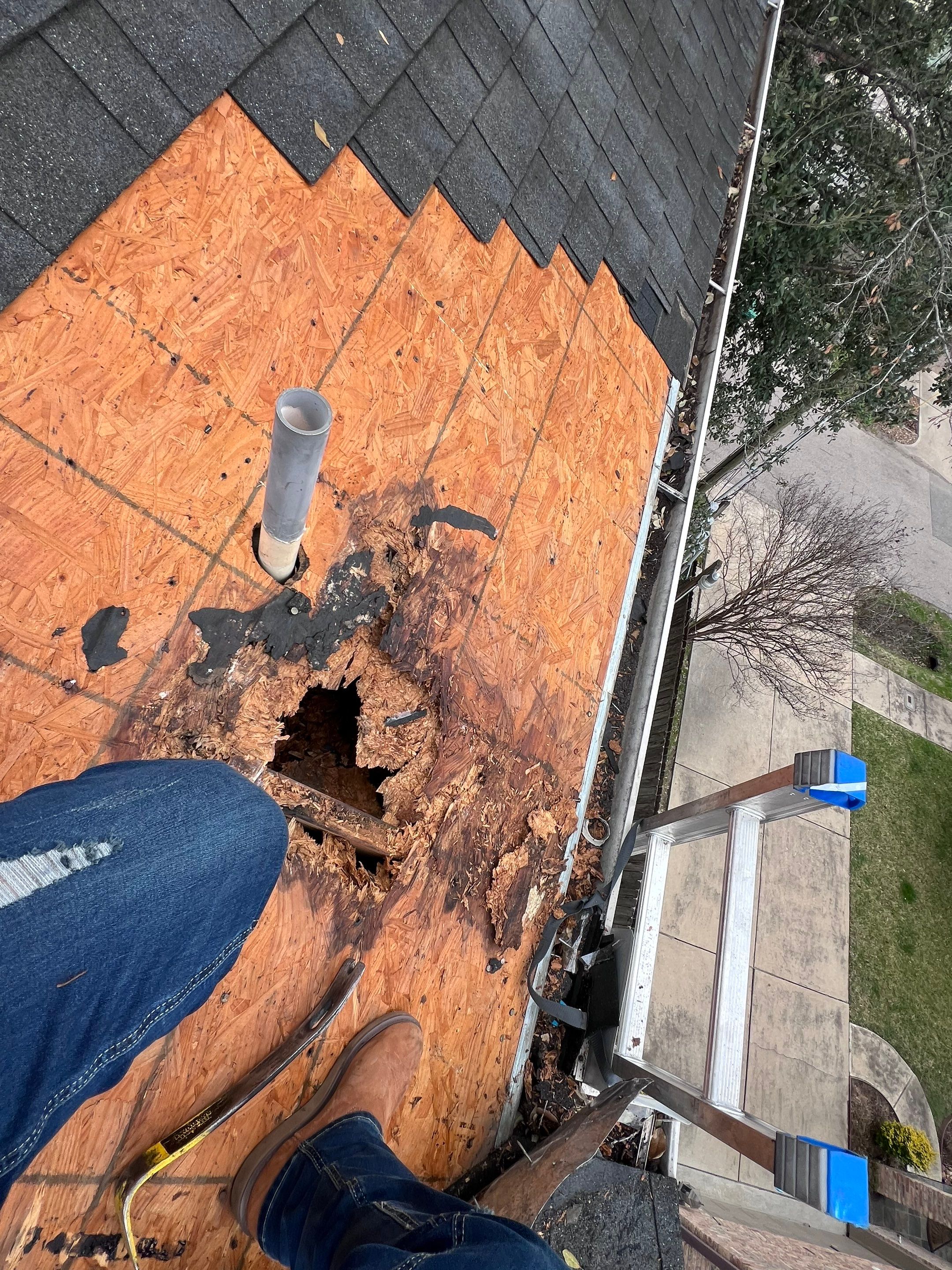 Hail Damage using Owen's Corning Duration (Lifetime) Shingles by Roof Repair Company