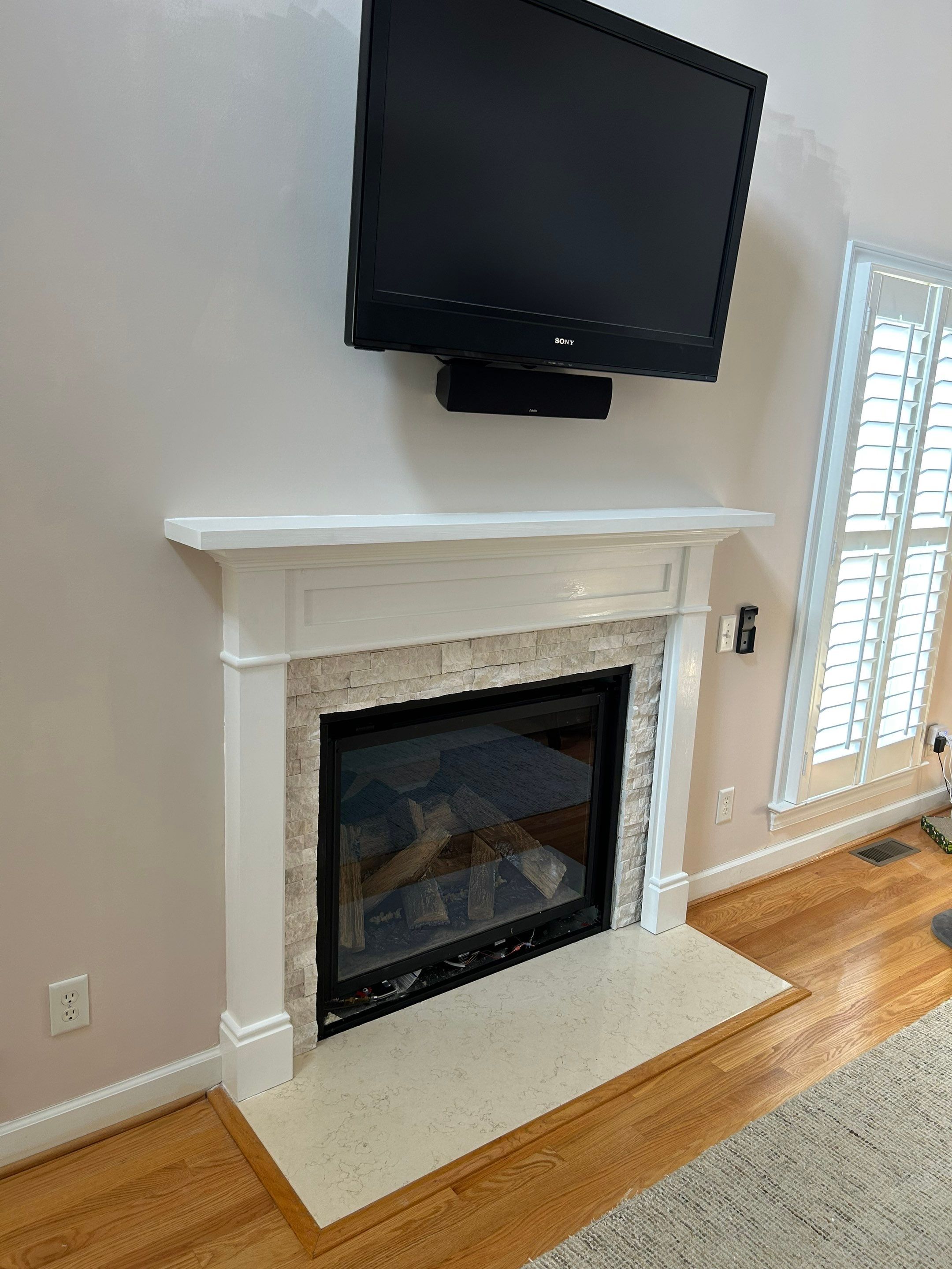 Majestic Meridian Gas Fireplace with Intellifire Touch Ignition