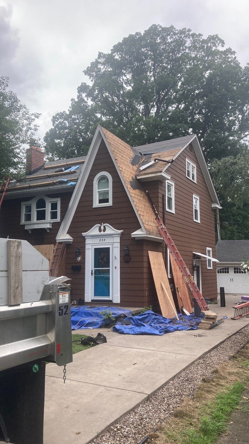 Roofing by Ivy Lea Construction