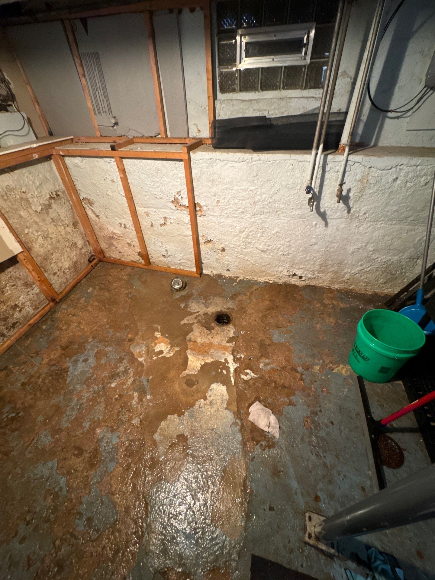 Category 3 Sewage Cleanup in Johnson Creek by Dry Source Property Restoration