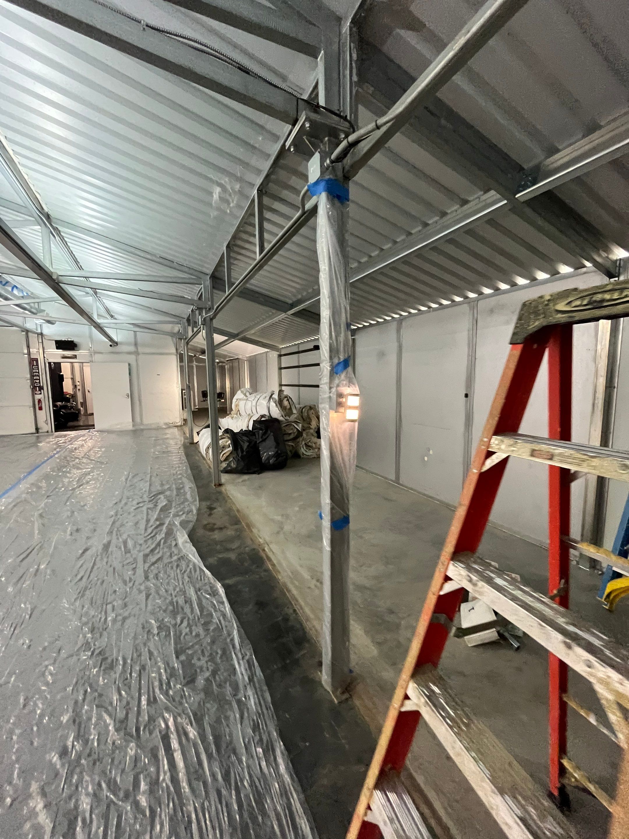 Sunnyvale Tx, Close cell spray foam custom garage  by Apex Insulation Solutions