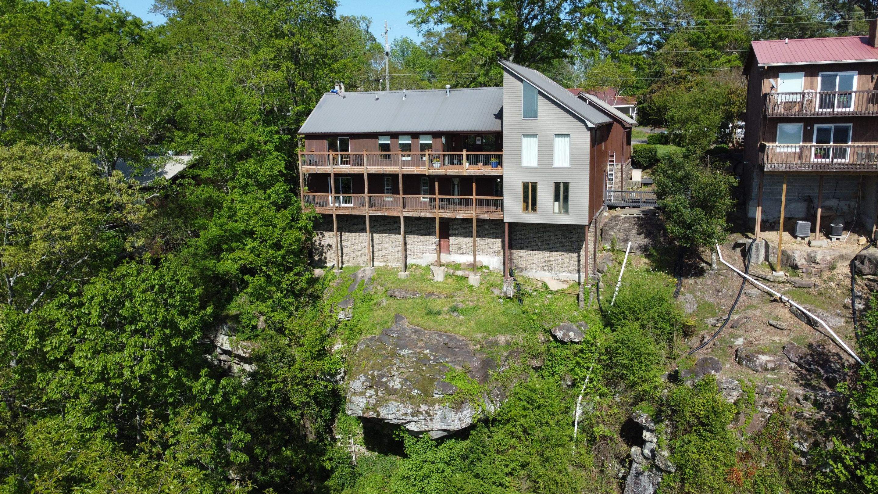 Shades Crest - Vent Repair by Pillar and Pine