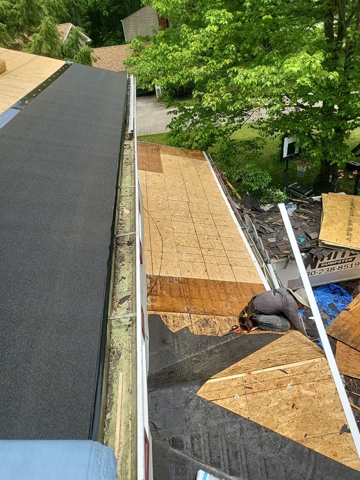 ATLAS PINNACLE HP W/SCOTCHGARD COLOR: HEARTHSTONE  by Eagle Eye Roofing